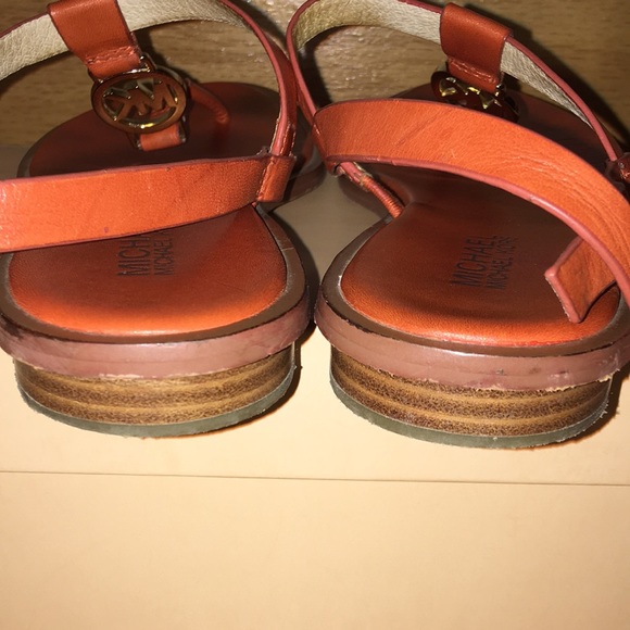 Michael Kors Sondra genuine leather Sandals size 9M - Picture 5 of 7